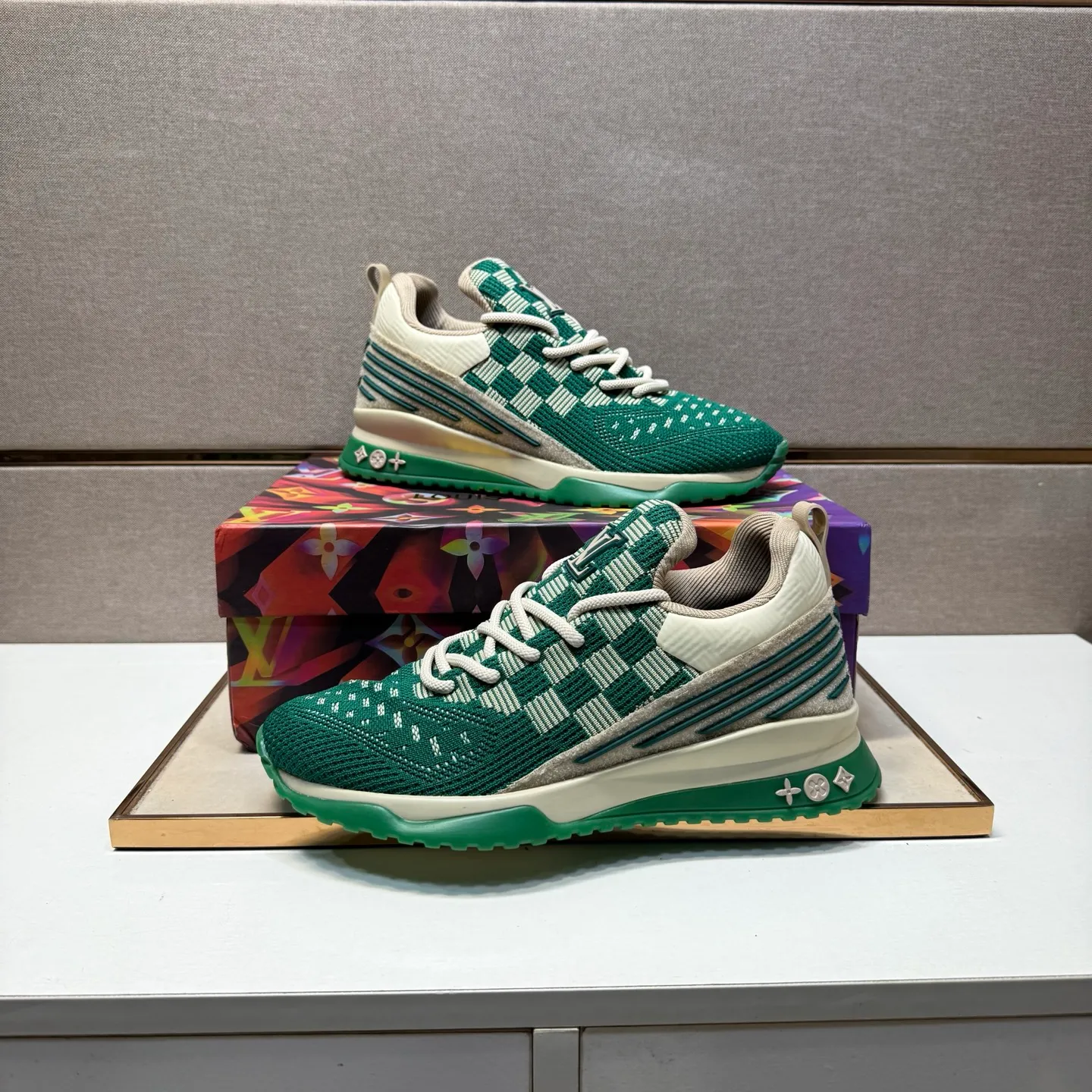 ⬛️Men's shoes 💰p480 [LV～] Men's casual shoes 2025z cabinet sales simultaneously 🔶Size: 38-44 #️⃣ 🔷7 colors🔜The upper is made of multi-material splicing➕Mesh lining, comfortable and breathable, sole: original comfortable and wear-resistant outsole, ⚠️real thing📱photographed🎬real thing is better📢📢📢